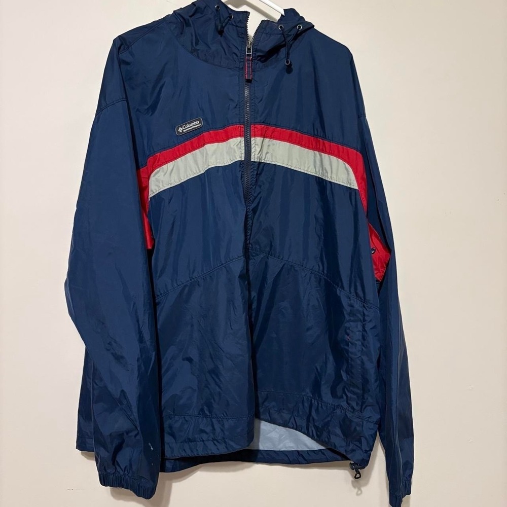 Vintage Columbia Red, Grey & Navy Blue Packable windbreaker jacket